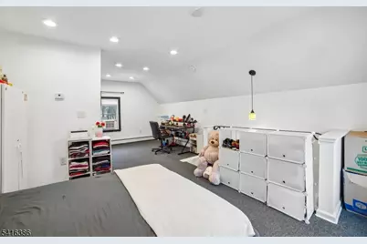 35 Hickory St, Bloomfield, NJ 07003 - Photo 25