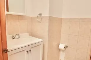 9 Davey St 2nd Floor, Bloomfield, NJ 07003 - Photo 7