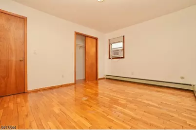 9 Davey St 2nd Floor, Bloomfield, NJ 07003 - Photo 9