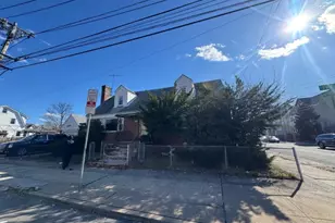 378 Kerrigan Blvd, Newark, NJ 07106 - Photo 1