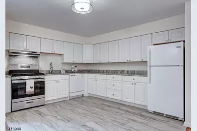 60 1st St #1, South Orange, NJ 07079 - Photo 3