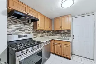 971 Grove St, Irvington, NJ 07111 - Photo 9