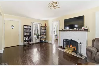 401 Woodland Ave, Roselle Park, NJ 07204 - Photo 7