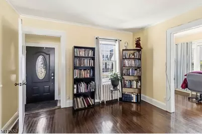 401 Woodland Ave, Roselle Park, NJ 07204 - Photo 5