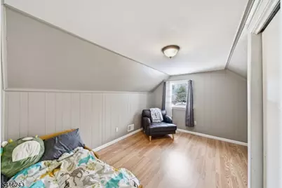 37 Wenonah Ave, Parsippany, NJ 07034 - Photo 15