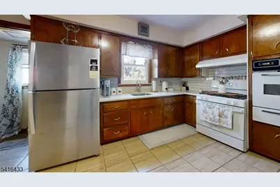 539 S 5th St, Elizabeth, NJ 07206 - Photo 3