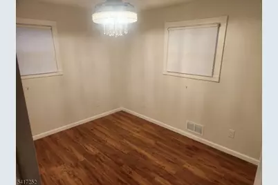 52 Vetrone Dr, Woodland Park, NJ 07424 - Photo 3