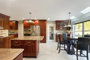 592 Cabot Hill Rd, Bridgewater, NJ 08807 - Photo 19