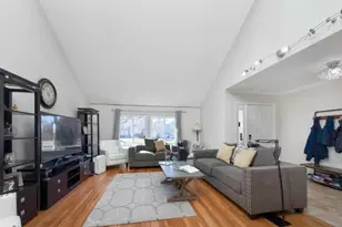 592 Cabot Hill Rd, Bridgewater, NJ 08807 - Photo 7