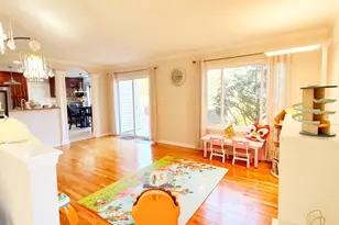 592 Cabot Hill Rd, Bridgewater, NJ 08807 - Photo 11