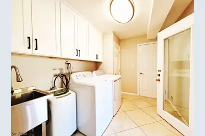 592 Cabot Hill Rd, Bridgewater, NJ 08807 - Photo 45