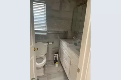 517 Irvine Turner Blvd, Newark, NJ 07108 - Photo 9