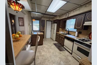 2029 Balmoral Ave, Union Township, NJ 07083 - Photo 21