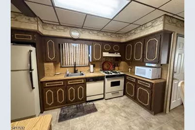 2029 Balmoral Ave, Union Township, NJ 07083 - Photo 19