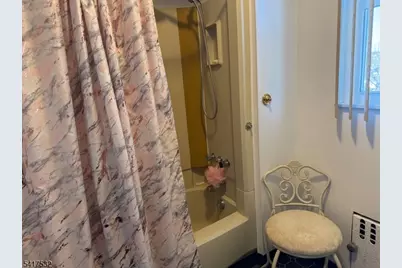 2029 Balmoral Ave, Union Township, NJ 07083 - Photo 43