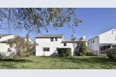 2462 Woodside Rd, Union Township, NJ 07083 - Photo 5