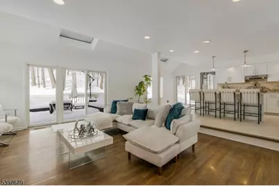 14 Lookout Dr, Roxbury Township, NJ 07852 - Photo 25