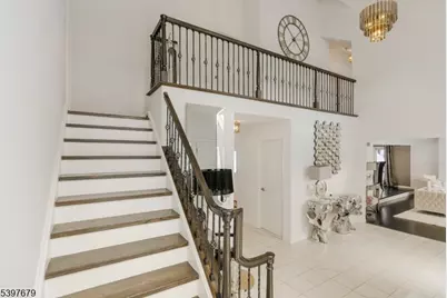 14 Lookout Dr, Roxbury Township, NJ 07852 - Photo 7