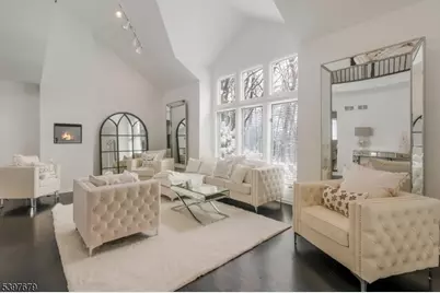 14 Lookout Dr, Roxbury Township, NJ 07852 - Photo 11