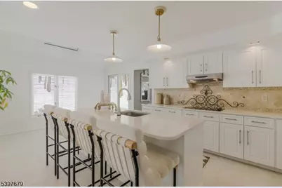 14 Lookout Dr, Roxbury Township, NJ 07852 - Photo 19