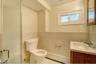 1 Knapp Ave, Florham Park, NJ 07932 - Photo 19