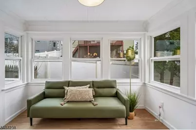 27 Hartshorn Ter, West Orange Township, NJ 07052 - Photo 19