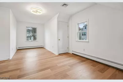 27 Hartshorn Ter, West Orange Township, NJ 07052 - Photo 29