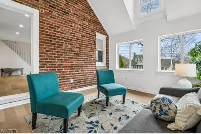 27 Hartshorn Ter, West Orange Township, NJ 07052 - Photo 7