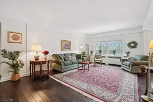 10 Crestmont Rd, Montclair Twp., NJ 07042 - Photo 9