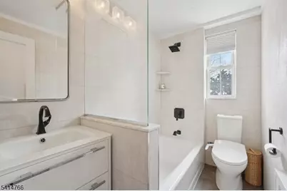 10 Crestmont Road #1A, Montclair Twp., NJ 07042 - Photo 25