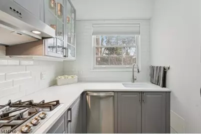 10 Crestmont Road #1A, Montclair Twp., NJ 07042 - Photo 19