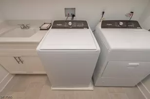 18 Flower Horn Blvd, Randolph Township, NJ 07869 - Photo 33