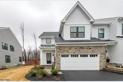 18 Flower Horn Blvd, Randolph Township, NJ 07869 - Photo 3