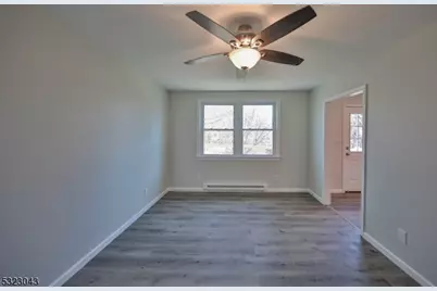 427 E Central Ave, Alpha, NJ 08865 - Photo 5