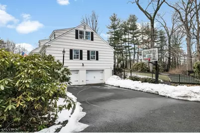 59 Manor Dr, Bernards Township, NJ 07920 - Photo 3