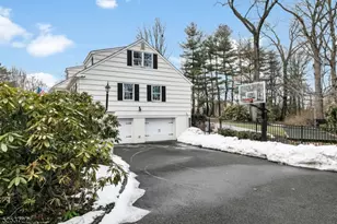 59 Manor Dr, Bernards Township, NJ 07920 - Photo 3