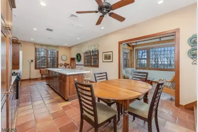 2 Driftway Dr, High Bridge, NJ 08829 - Photo 7