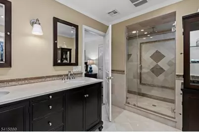 3 Kerry Pl, Mount Olive, NJ 07836 - Photo 5