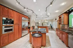 115 Skyline Dr, Watchung, NJ 07069 - Photo 13