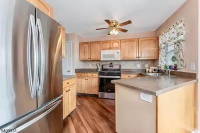 216 Bald Eagle Dr, Lopatcong Township, NJ 08886 - Photo 5