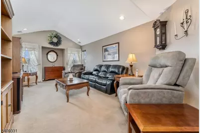 216 Bald Eagle Dr, Lopatcong Township, NJ 08886 - Photo 11