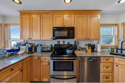 11B Wildwood Shores Dr, Hopatcong, NJ 07843 - Photo 11