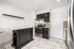 81 Stanwick Ct, Franklin Township, NJ 08873 - Photo 11