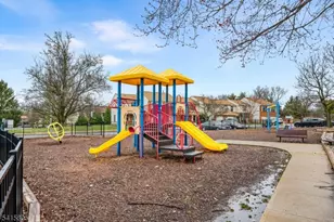 81 Stanwick Ct, Franklin Township, NJ 08873 - Photo 29