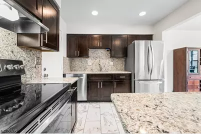 81 Stanwick Ct, Franklin Township, NJ 08873 - Photo 9