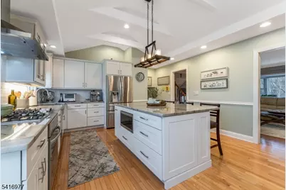 136 Powderhorn Dr, Lopatcong Township, NJ 08865 - Photo 17