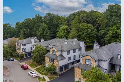 70 Overlook Dr, Independence Township, NJ 07840 - Photo 9