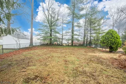 42 Roosevelt Ave, Parsippany, NJ 07034 - Photo 23