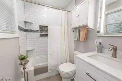 42 Roosevelt Ave, Parsippany, NJ 07034 - Photo 21