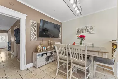 160 Burgess Pl, Passaic, NJ 07055 - Photo 5